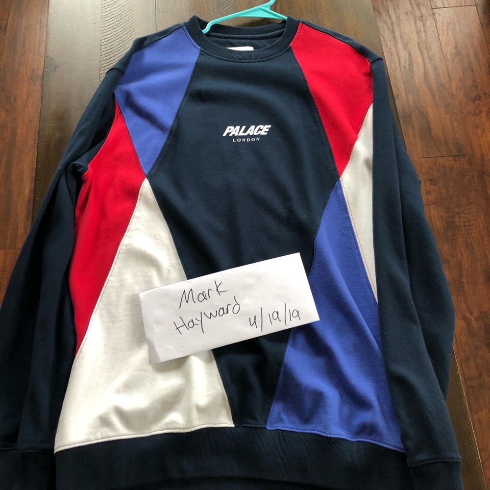 Palace pattern crewneck